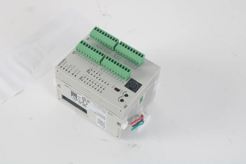 DELTA DVP28SV11T2  PLC